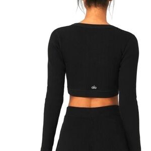 ALO Yoga Black Long Sleeve Crop Top medium